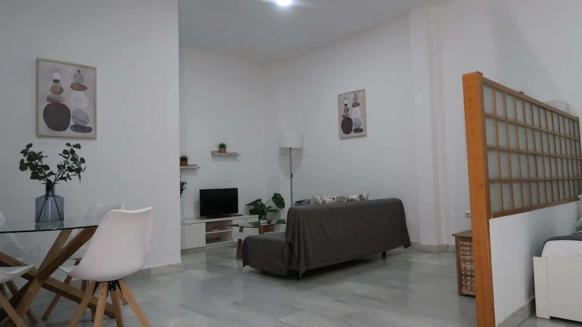 J & E Malaga Center Apartamentos Apartament
