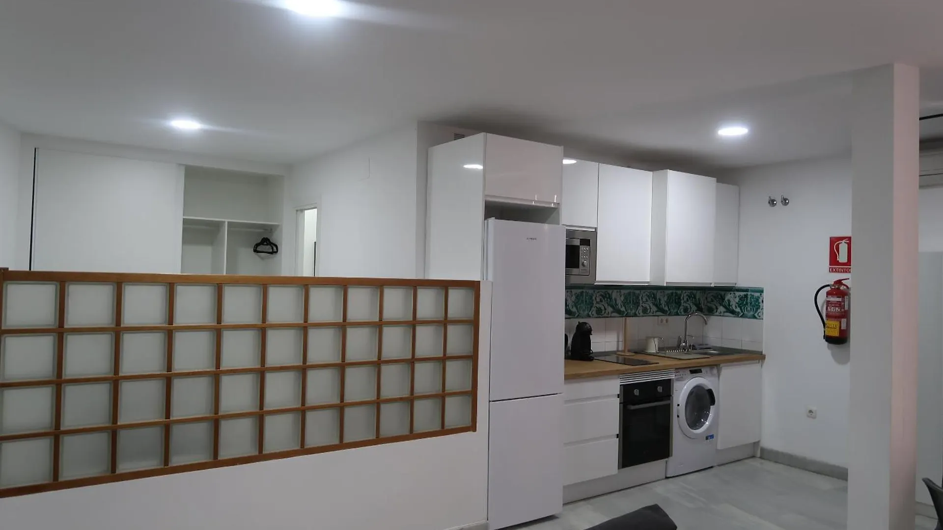 J & E Malaga Center Apartamentos Apartament