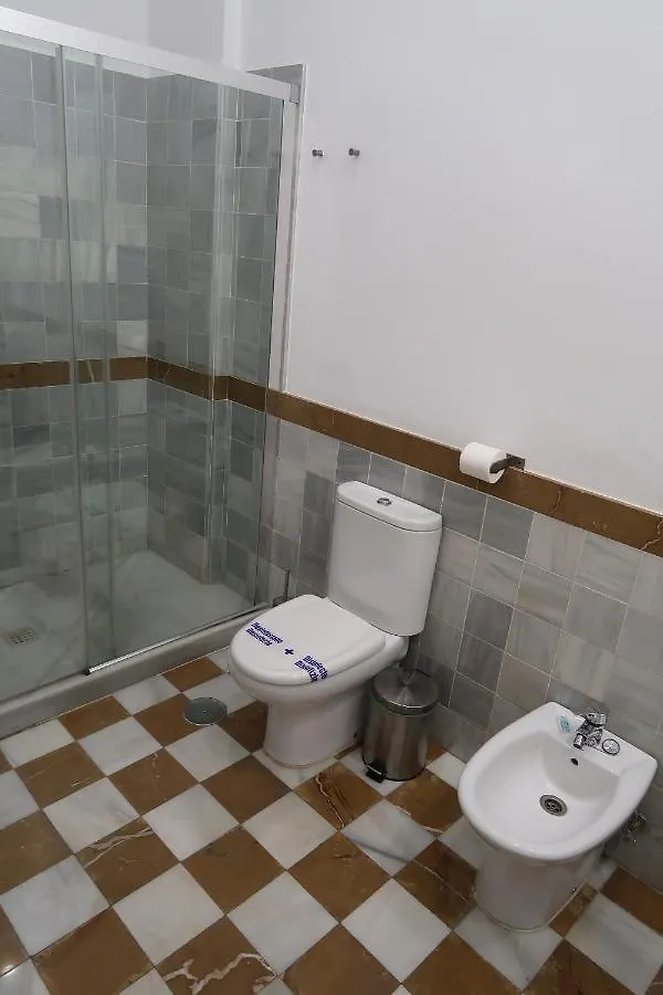J & E Malaga Center Apartamentos Apartman