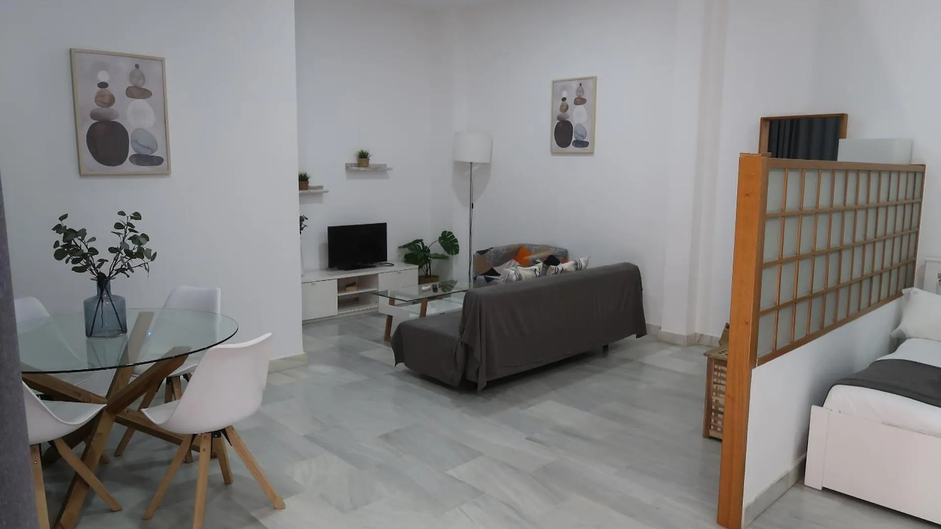 Apartman J & E Malaga Center Apartamentos
